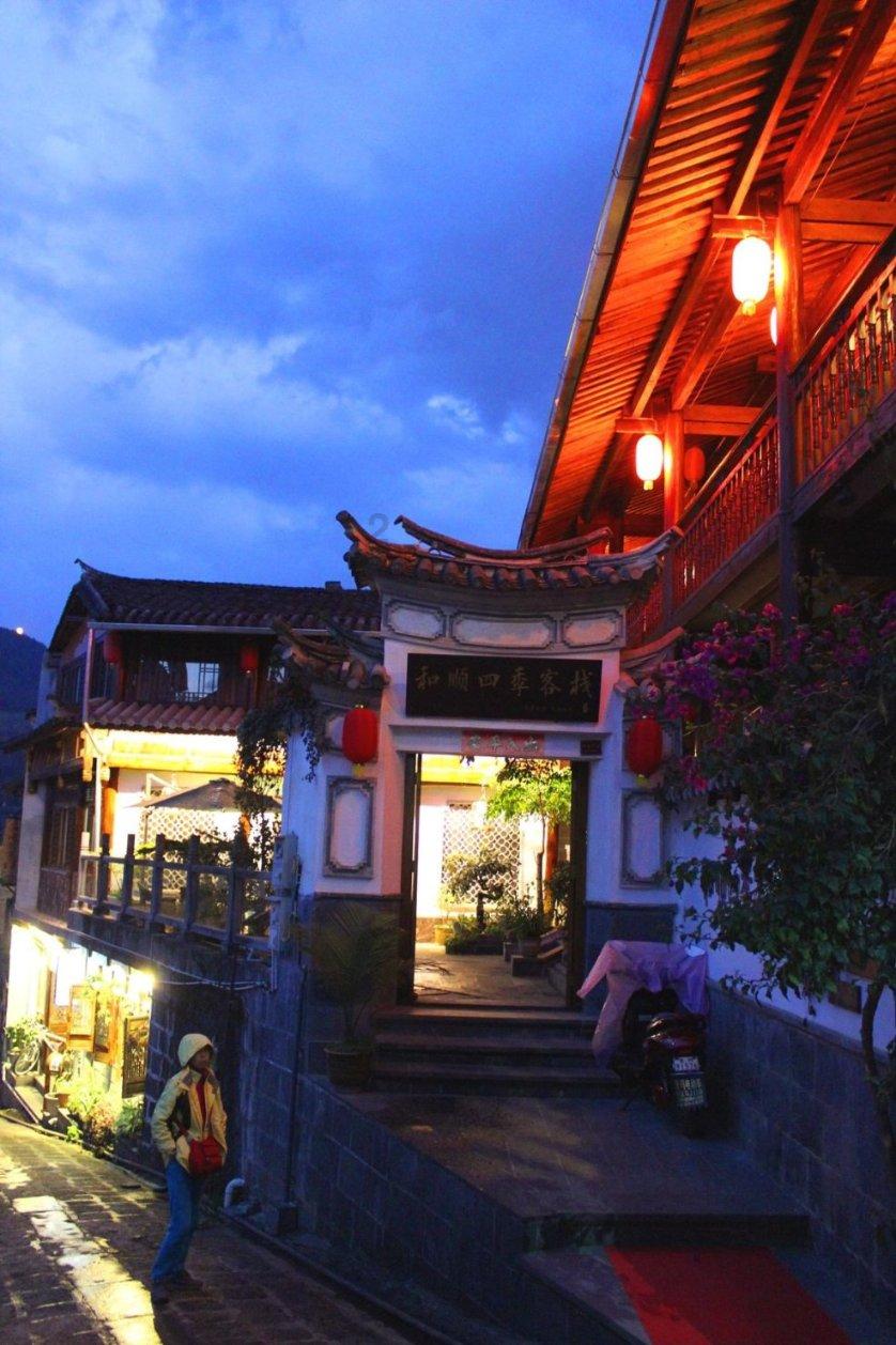 【媒体眼中的西双版纳】各地学生在云南西双版纳开启研学游“奇妙之旅”